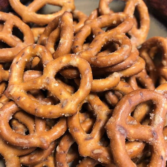 Sour Cream and Chive Pretzel Twists